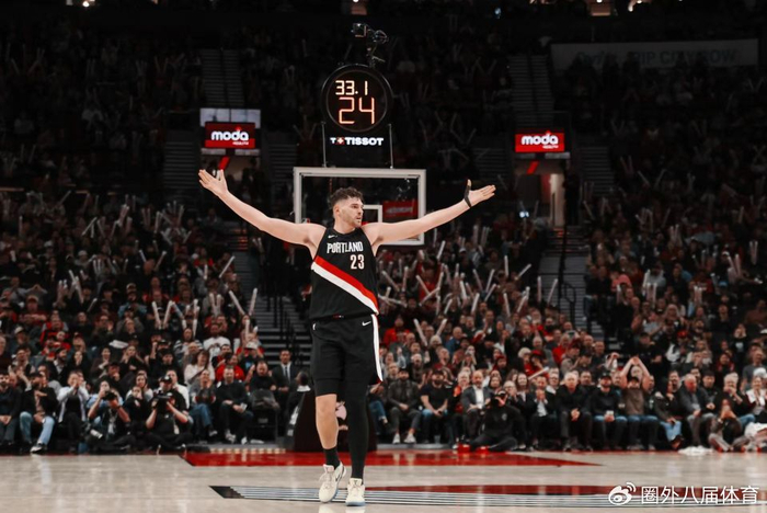 杜兰特致命失误后准绝杀，爱德华兹42分登顶今日