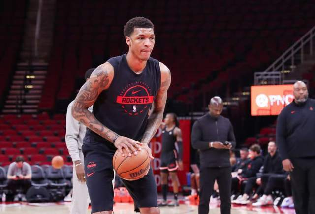 火箭锋线双核分化史密斯进攻手段升级成关键变