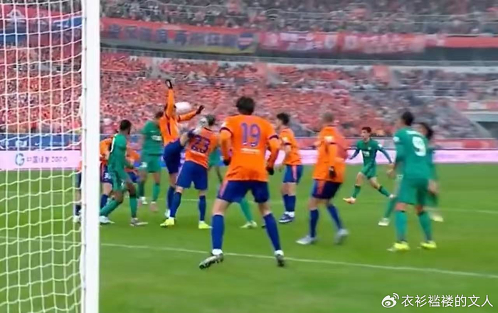 北京国安5轮3场误判致积分危机 裁判争议成赛季