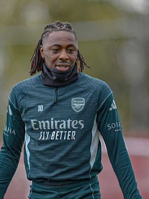 曼城阿森纳展开英超焦点战备战训练全面展开