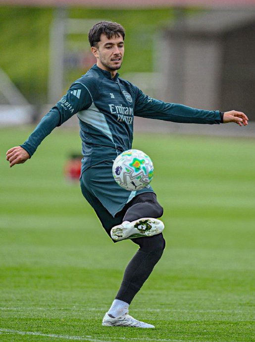 曼城阿森纳展开英超焦点战备战训练全面展开