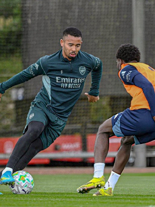 曼城阿森纳展开英超焦点战备战训练全面展开